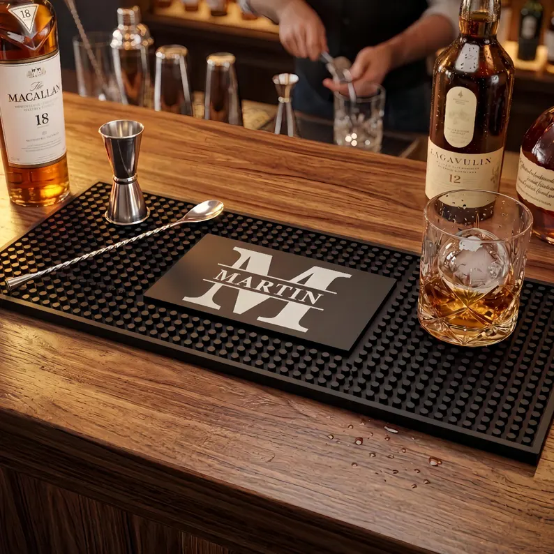 Restaurant and bar accessories